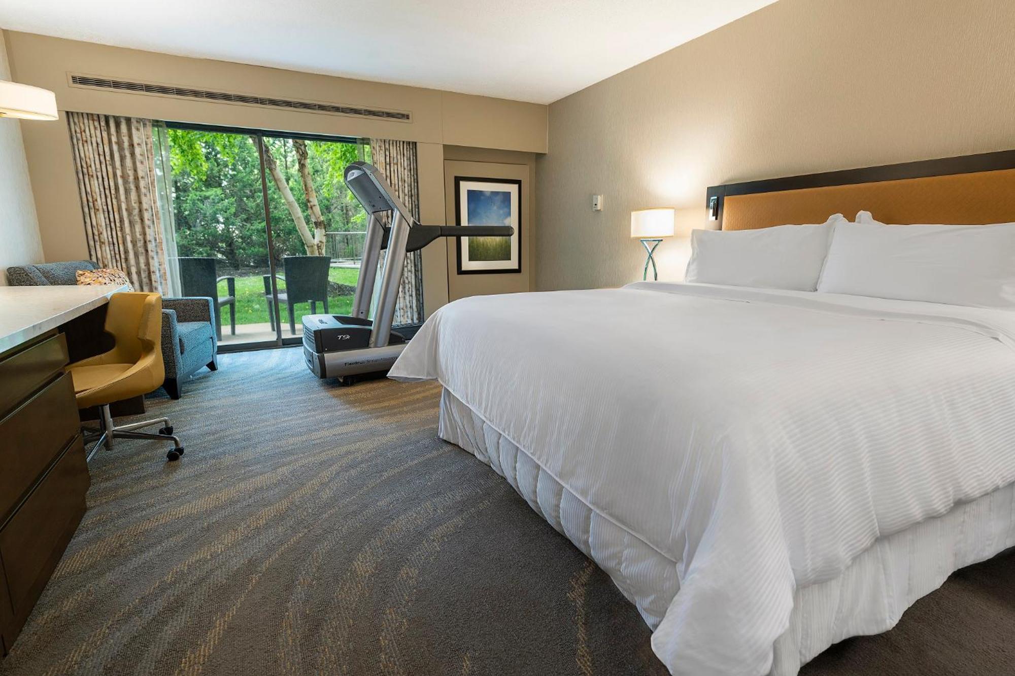 The Westin Kansas At Crown Center Hotel Kansas City