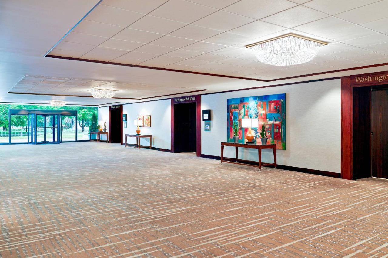 The Westin Kansas At Crown Center Hotel 4*