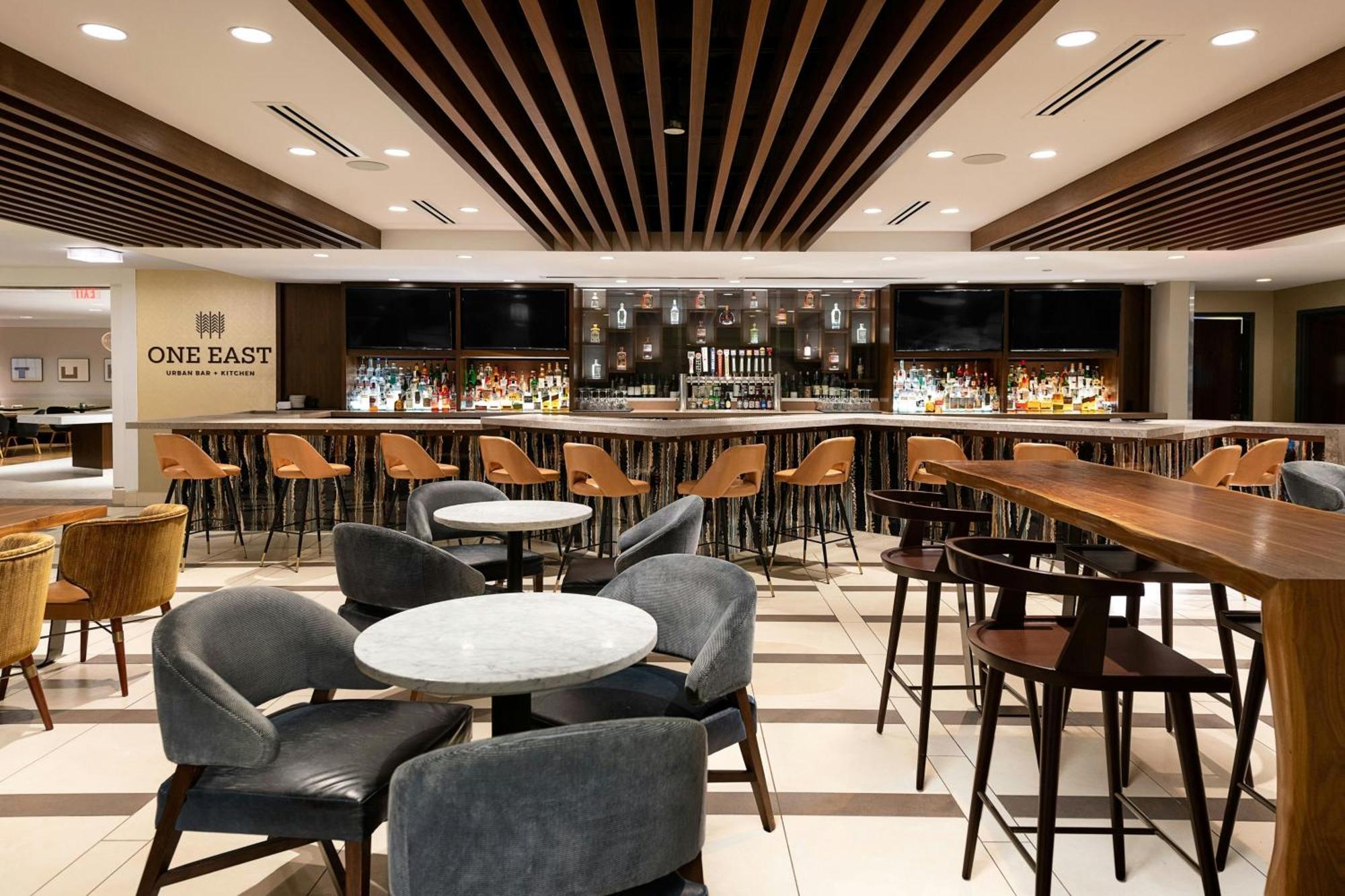 Hotel The Westin Kansas At Crown Center 4*
